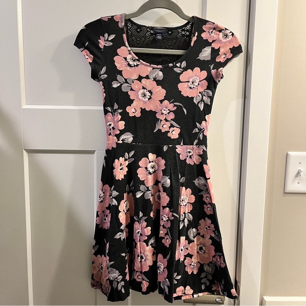 Summer/Fall Floral & Lace Midi Dress